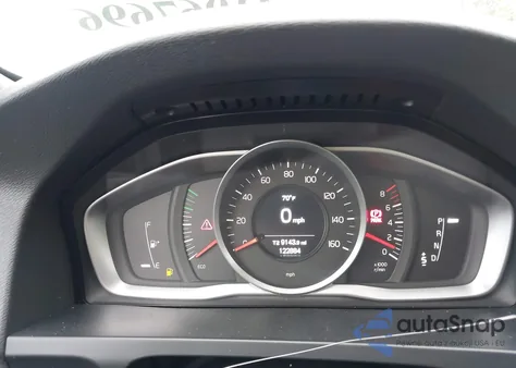 2016 Volvo S60 T5 Drive-E из США, поврежденный, VIN YV126MFJ2G2406126